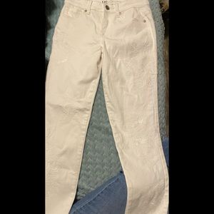 White Diane Gilman Jeans 6P ( flowers)